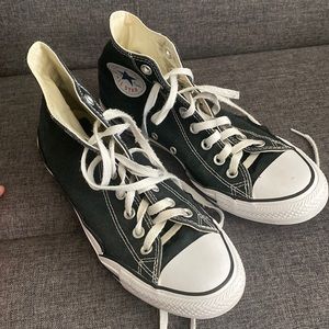Black Converse